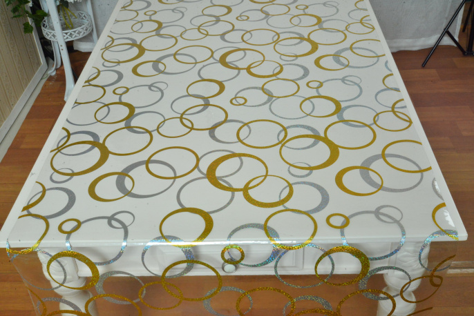 Клеенка Лазер 0,6м*0,8мм*20 м с печатн. рисунком