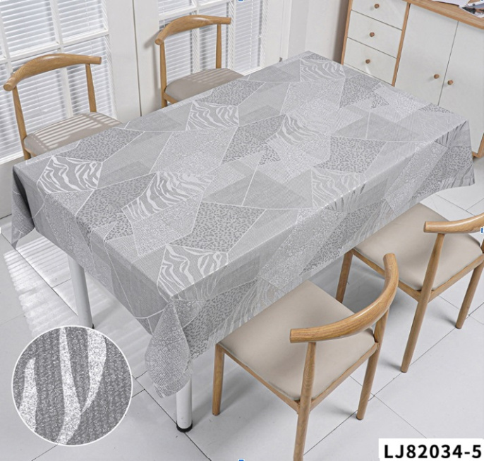 Клеенка Лаура на ткани 1,37м*20 м 